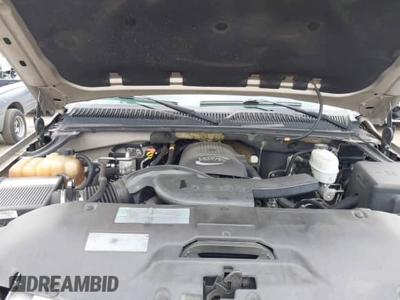2005 Chevrolet Tahoe LT with VIN 1GNEC13T65R155400, listed as a IAAI auction lot 42804164 with 192,910 mi miles and . Bid and sale history available at DreamBid. Image 10.