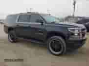 2015 Chevrolet Suburban LS с VIN 1GNSCHKC5FR250108, выставлен на аукционе Copart как лот 47133585 с пробегом 188 099 миль миль и Чистый • Clean title. История ставок и продаж доступна на DreamBid. Изображение 4.