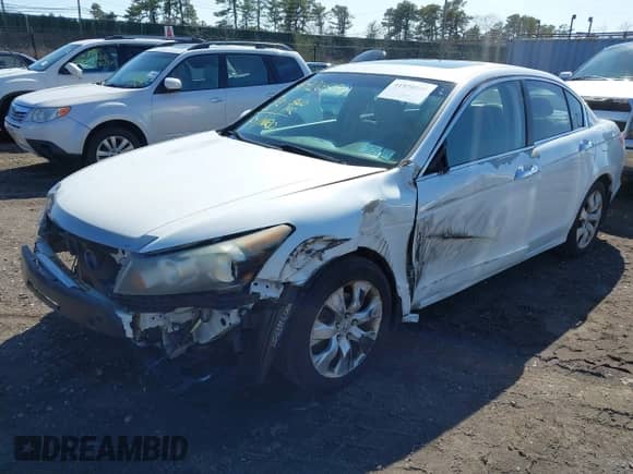 2010 Honda Accord EX z VIN 5KBCP3F75AB008260, wystawiony jako IAAI lot #41920550 z przebiegiem 126 267 mil mil oraz . Historia ofert i sprzedaży dostępna na DreamBid. Obrazek 20.