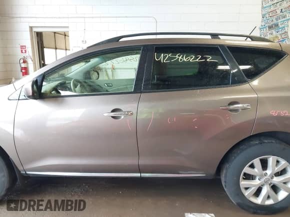 2014 Nissan Murano LE with VIN JN8AZ1MW5EW501795, listed as a IAAI auction lot 42586222 with 172,466 mi miles and . Bid and sale history available at DreamBid. Image 15.