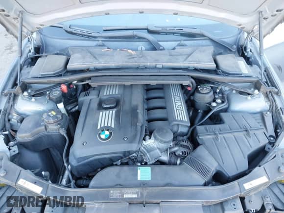 2007 BMW 3 Series 328i with VIN WBAWB33567PV72573, listed as a IAAI auction lot 41302455 with 136,959 mi miles and . Bid and sale history available at DreamBid. Image 10.