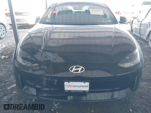 2025 Hyundai Ioniq 6 SEL with VIN KMHM34AA8SA088537, listed as a IAAI auction lot 41388877 with 535 mi miles and . Bid and sale history available at DreamBid. Image 12.