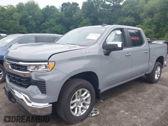 2024 Chevrolet Silverado 1500 LT with VIN 1GCPDKEK7RZ321311, listed as a IAAI auction lot 42622464 with 12,162 mi miles and . Bid and sale history available at DreamBid. Image 18.