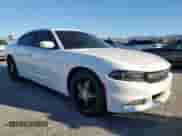2015 Dodge Charger SE z VIN 2C3CDXBG9FH753006, wystawiony jako Copart lot #87424625 z przebiegiem 116 544 mil mil oraz Szkoda całkowita • Salvage title. Historia ofert i sprzedaży dostępna na DreamBid. Obrazek 4.