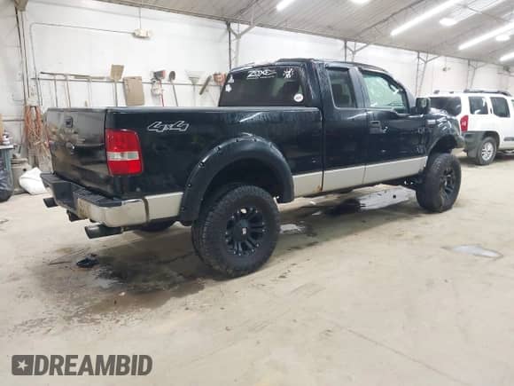 2007 Ford F-150 XLT with VIN 1FTPX14V27FA43817, listed as a IAAI auction lot 43372827 with 119,649 mi miles and . Bid and sale history available at DreamBid. Image 4.