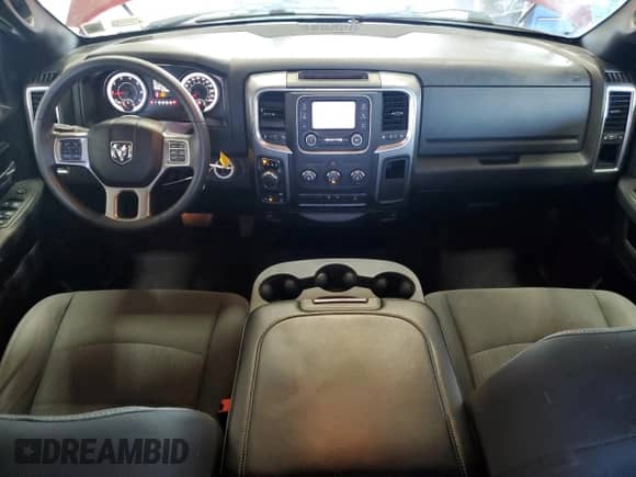 2021 Ram 1500 Warlock z VIN 1C6RR7GG9MS526587, wystawiony jako Copart lot #66343935 z przebiegiem 61 286 mil mil oraz Szkoda całkowita • Salvage title. Historia ofert i sprzedaży dostępna na DreamBid. Obrazek 8.