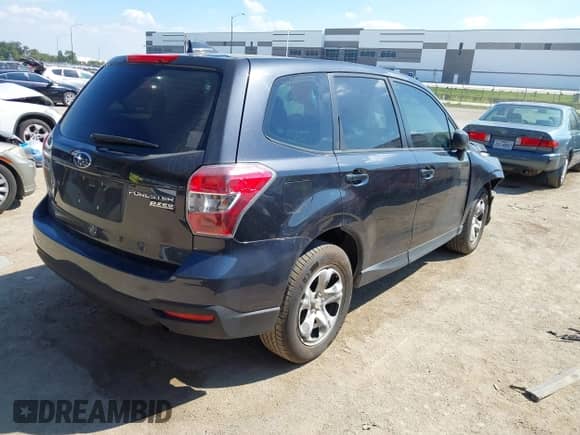 2016 Subaru Forester 2.5i z VIN JF2SJAAC7GH561412, wystawiony jako IAAI lot #43339319 z przebiegiem 130 234 mil mil oraz . Historia ofert i sprzedaży dostępna na DreamBid. Obrazek 4.