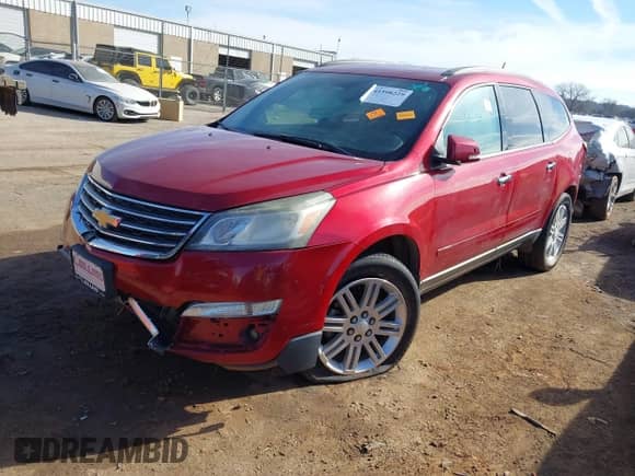 2013 Chevrolet Traverse LT z VIN 1GNKRGKD5DJ175049, wystawiony jako IAAI lot #41598229 z przebiegiem 167 239 mil mil oraz . Historia ofert i sprzedaży dostępna na DreamBid. Obrazek 18.