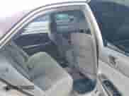 2002 Toyota Camry LE z VIN 4T1BE32K72U098901, wystawiony jako IAAI lot #42490653 z przebiegiem 120 619 mil mil oraz . Historia ofert i sprzedaży dostępna na DreamBid. Obrazek 8.