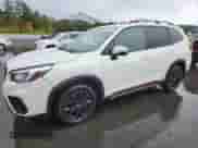 2020 Subaru Forester Special Sports z VIN JF2SKAMC8LH551801, wystawiony jako Copart lot #85513535 z przebiegiem 63 154 mil mil oraz Szkoda całkowita • Salvage title. Historia ofert i sprzedaży dostępna na DreamBid. Obrazek 1.