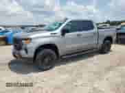 2024 Chevrolet Silverado 1500 Custom Trail Boss z VIN 3GCUDCE88RG346358, wystawiony jako Copart lot #68303935 z przebiegiem Nie podano mil oraz Szkoda całkowita • Salvage title. Historia ofert i sprzedaży dostępna na DreamBid. Obrazek 1.