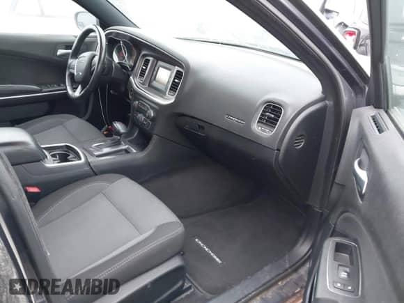 2016 Dodge Charger SE z VIN 2C3CDXBG7GH144188, wystawiony jako IAAI lot #41218433 z przebiegiem 148 664 mil mil oraz . Historia ofert i sprzedaży dostępna na DreamBid. Obrazek 5.