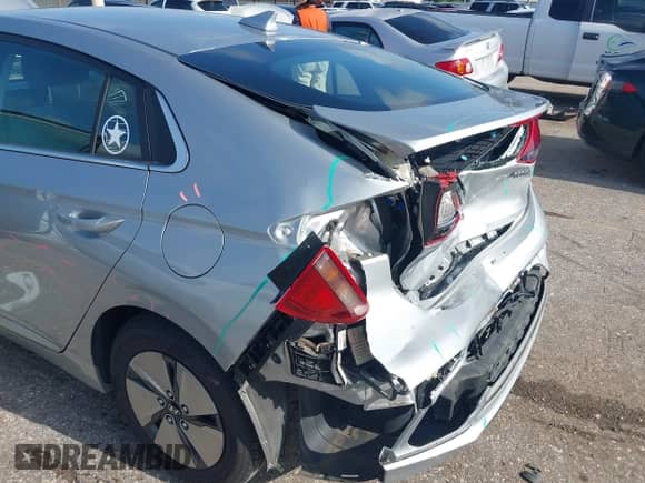 2021 Hyundai Ioniq SE с VIN KMHC75LC4MU250976, выставлен на аукционе IAAI как лот 42518962 с пробегом 74 324 миль миль и . История ставок и продаж доступна на DreamBid. Изображение 6.