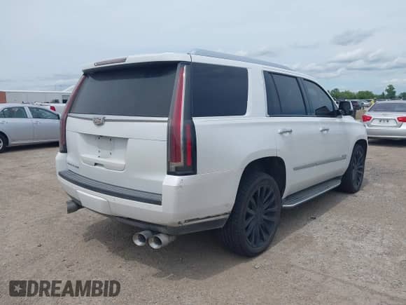 2016 Cadillac Escalade Luxury Collection with VIN 1GYS4BKJ9GR483552, listed as a IAAI auction lot 42223494 with 103,187 mi miles and . Bid and sale history available at DreamBid. Image 4.