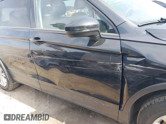 2020 Volkswagen Tiguan S с VIN 3VV1B7AX1LM086019, выставлен на аукционе IAAI как лот 42458434 с пробегом 114 413 миль миль и . История ставок и продаж доступна на DreamBid. Изображение 20.