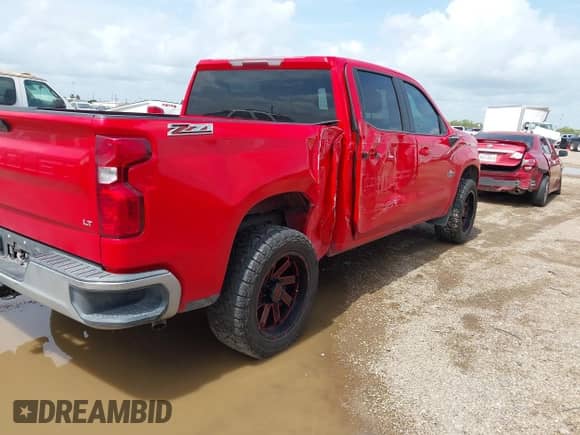 2019 Chevrolet Silverado 1500 LT с VIN 3GCPWCEDXKG260334, выставлен на аукционе IAAI как лот 42638980 с пробегом 98 300 миль миль и . История ставок и продаж доступна на DreamBid. Изображение 6.