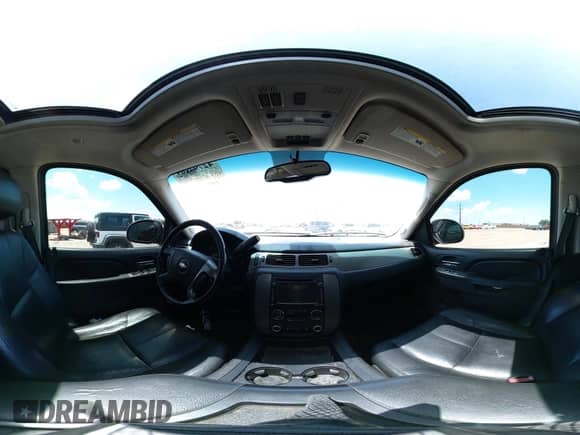 2013 Chevrolet Tahoe LT с VIN 1GNSKBE00DR332407, выставлен на аукционе IAAI как лот 42793892 с пробегом 197 363 миль миль и . История ставок и продаж доступна на DreamBid. Изображение 19.