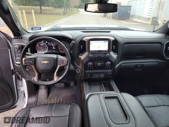 2023 Chevrolet Silverado 2500HD High Country with VIN 1GC4YREY4PF255934, listed as a Copart auction lot 90452295 with 39,281 mi miles and Clean title. Bid and sale history available at DreamBid. Image 9.