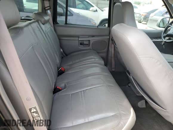 2001 Ford Explorer XLT с VIN 1FMDU73EX1ZA06855, выставлен на аукционе Copart как лот 81320605 с пробегом 147 020 миль миль и Списание • Salvage title. История ставок и продаж доступна на DreamBid. Изображение 11.