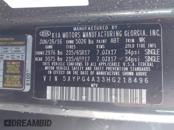 2017 Kia Sorento LX z VIN 5XYPG4A33HG218496, wystawiony jako IAAI lot #42940705 z przebiegiem 167 588 mil mil oraz . Historia ofert i sprzedaży dostępna na DreamBid. Obrazek 9.