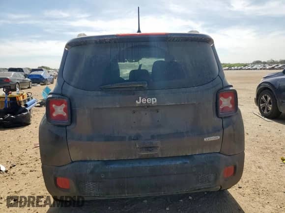 2018 Jeep Renegade Altitude with VIN ZACCJABB9JPG95346, listed as a Copart auction lot 66939205 with 359,902 mi miles and Salvage title. Bid and sale history available at DreamBid. Image 6.