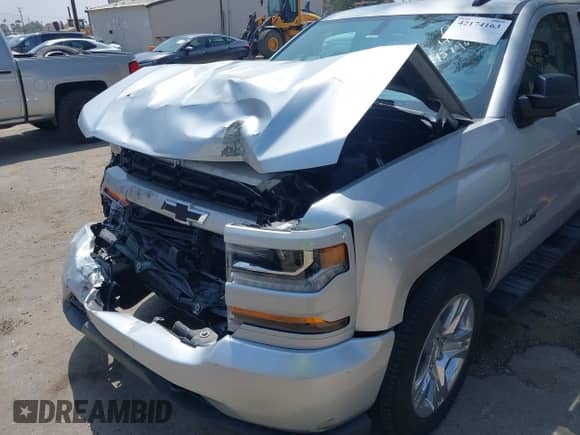 2018 Chevrolet Silverado 1500 Custom с VIN 3GCPCPEH7JG451467, выставлен на аукционе IAAI как лот 42174163 с пробегом 83 694 миль миль и . История ставок и продаж доступна на DreamBid. Изображение 6.