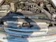 2002 Chevrolet Blazer LS z VIN 1GNCS13W32K138367, wystawiony jako Copart lot #85137745 z przebiegiem 207 018 mil mil oraz Czysty tytuł • Clean title. Historia ofert i sprzedaży dostępna na DreamBid. Obrazek 12.