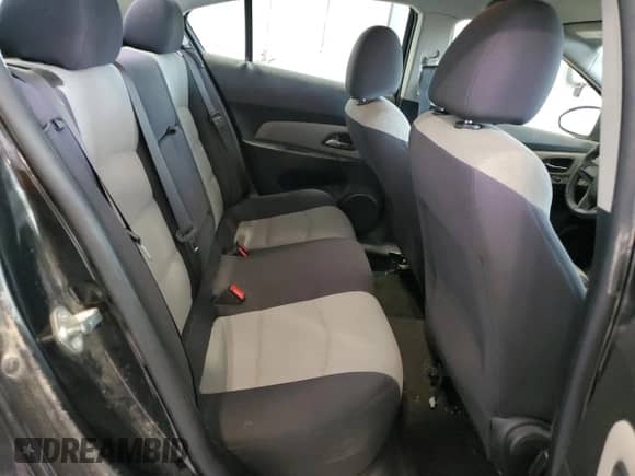 2014 Chevrolet Cruze LS z VIN 1G1PA5SH2E7457864, wystawiony jako Copart lot #85175535 z przebiegiem 140 535 mil mil oraz Szkoda całkowita • Salvage title. Historia ofert i sprzedaży dostępna na DreamBid. Obrazek 10.