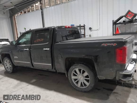 2016 Chevrolet Silverado 1500 High Country с VIN 3GCUKTEC8GG221707, выставлен на аукционе IAAI как лот 41587628 с пробегом 63 740 миль миль и . История ставок и продаж доступна на DreamBid. Изображение 14.
