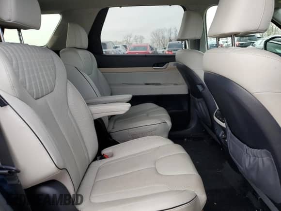 2023 Hyundai Palisade Limited с VIN KM8R5DGE2PU558321, выставлен на аукционе Copart как лот 50004294 с пробегом 21 299 миль миль и . История ставок и продаж доступна на DreamBid. Изображение 12.