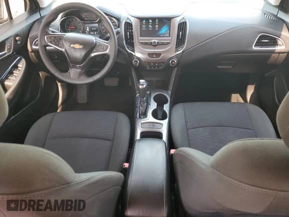 2017 Chevrolet Cruze LT with VIN 1G1BE5SM6H7136085, listed as a Copart auction lot 67062025 with 65,291 mi miles and Clean title. Bid and sale history available at DreamBid. Image 8.