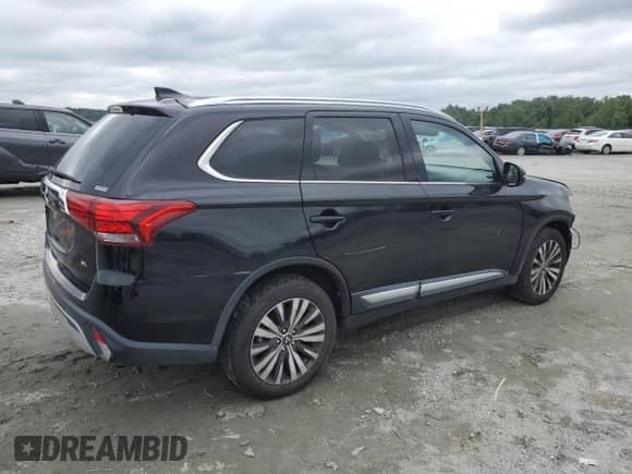2020 Mitsubishi Outlander ES z VIN JA4AZ3A31LZ020921, wystawiony jako Copart lot #67187745 z przebiegiem 63 784 mil mil oraz Szkoda całkowita • Salvage title. Historia ofert i sprzedaży dostępna na DreamBid. Obrazek 3.