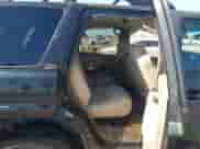 2003 Chevrolet Tahoe Z71 z VIN 1GNEK13T63R134594, wystawiony jako IAAI lot #43429932 z przebiegiem 237 653 mil mil oraz . Historia ofert i sprzedaży dostępna na DreamBid. Obrazek 8.