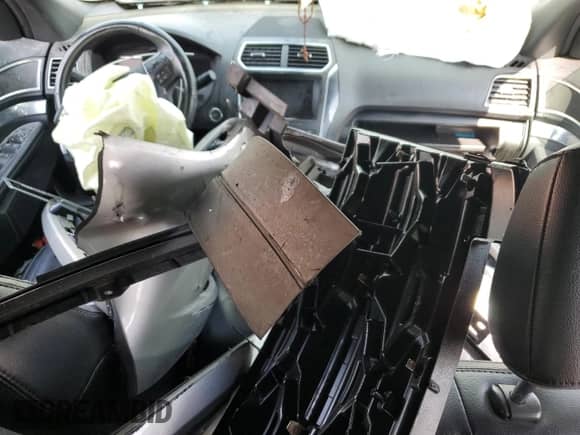 2019 Ford Explorer Limited z VIN 1FM5K7F83KGB11671, wystawiony jako Copart lot #72086205 z przebiegiem Nie podano mil oraz Szkoda całkowita • Salvage title. Historia ofert i sprzedaży dostępna na DreamBid. Obrazek 8.