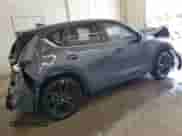 2025 Mazda CX-5 S Carbon Edition z VIN JM3KFBCM1S0673424, wystawiony jako Copart lot #84370665 z przebiegiem 8 784 mil mil oraz Nie do naprawy • Non repairable. Historia ofert i sprzedaży dostępna na DreamBid. Obrazek 3.