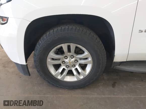 2015 Chevrolet Suburban LT с VIN 1GNSKJKCXFR606479, выставлен на аукционе IAAI как лот 42437653 с пробегом 135 082 миль миль и . История ставок и продаж доступна на DreamBid. Изображение 12.