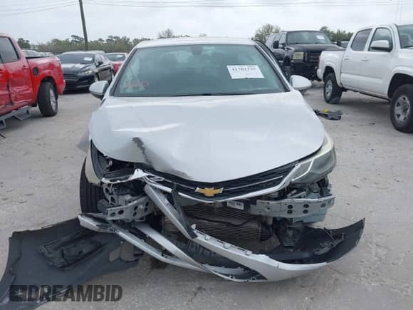 2017 Chevrolet Cruze LT с VIN 1G1BE5SM1H7105312, выставлен на аукционе IAAI как лот 41702335 с пробегом 106 237 миль миль и . История ставок и продаж доступна на DreamBid. Изображение 12.