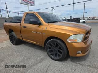 2012 Ram 1500 Express с VIN 3C6JD6AT0CG201117, выставлен на аукционе Copart как лот 70335935 с пробегом 156 297 миль миль и Чистый • Clean title. История ставок и продаж доступна на DreamBid. Изображение 1.