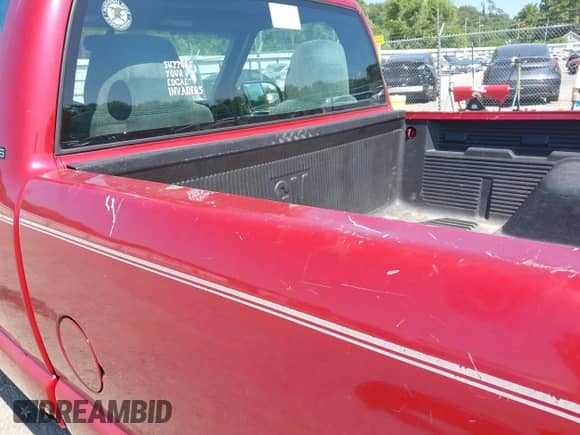 1999 Chevrolet S-10 with VIN 1GCCS1440XK195610, listed as a IAAI auction lot 42920243 with 187,944 mi miles and . Bid and sale history available at DreamBid. Image 14.