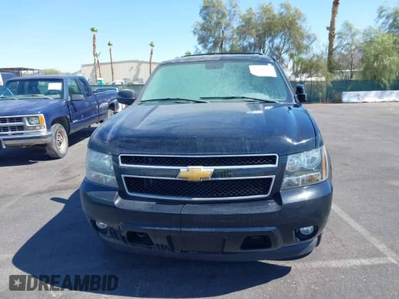 2008 Chevrolet Suburban 3LT z VIN 1GNFK16358J117114, wystawiony jako IAAI lot #42736845 z przebiegiem 193 225 mil mil oraz . Historia ofert i sprzedaży dostępna na DreamBid. Obrazek 6.
