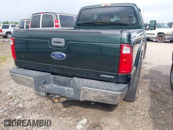 2014 Ford F-250 XL z VIN 1FT7W2A60EEB12223, wystawiony jako IAAI lot #41809927 z przebiegiem 99 534 mil mil oraz . Historia ofert i sprzedaży dostępna na DreamBid. Obrazek 4.