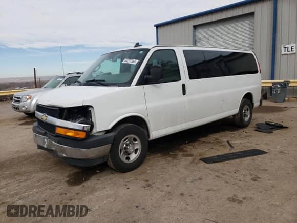 2018 Chevrolet Express Passenger LT с VIN 1GAZGPFG0J1280071, выставлен на аукционе Copart как лот 44277365 с пробегом 141 364 миль миль и Списание • Salvage title. История ставок и продаж доступна на DreamBid. Изображение 1.