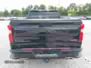 2022 Chevrolet Silverado 1500 RST with VIN 1GCUDEETXNZ522272, listed as a IAAI auction lot 43041445 with 58,420 mi miles and . Bid and sale history available at DreamBid. Image 17.