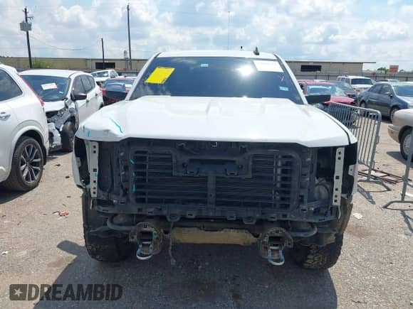 2017 Chevrolet Silverado 1500 LTZ z VIN 3GCUKSEJ8HG153838, wystawiony jako IAAI lot #42899717 z przebiegiem 188 513 mil mil oraz . Historia ofert i sprzedaży dostępna na DreamBid. Obrazek 12.