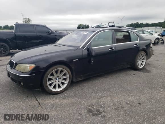 2006 BMW 7 Series 750Li с VIN WBAHN83526DT38041, выставлен на аукционе Copart как лот 67901665 с пробегом Не указан миль и Списание • Salvage title. История ставок и продаж доступна на DreamBid. Изображение 1.