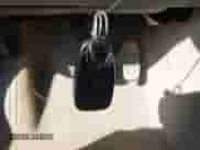 2016 Chevrolet Malibu LT z VIN 1G1ZE5ST5GF333677, wystawiony jako IAAI lot #43380023 z przebiegiem 123 325 mil mil oraz . Historia ofert i sprzedaży dostępna na DreamBid. Obrazek 11.