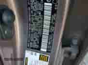 2016 Toyota Prius Two z VIN JTDZN3EU5GJ050872, wystawiony jako Copart lot #72100625 z przebiegiem 78 772 mil mil oraz Szkoda całkowita • Salvage title. Historia ofert i sprzedaży dostępna na DreamBid. Obrazek 12.