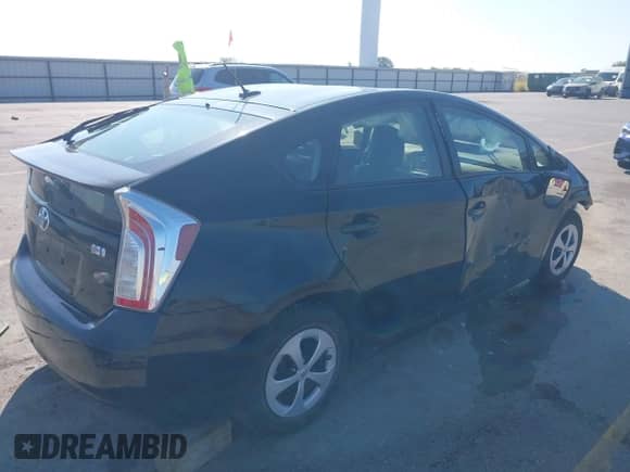 2015 Toyota Prius Four z VIN JTDKN3DU0F1879687, wystawiony jako IAAI lot #43126026 z przebiegiem 225 474 mil mil oraz . Historia ofert i sprzedaży dostępna na DreamBid. Obrazek 4.