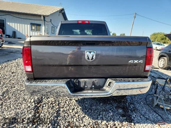 2021 Ram 1500 Express z VIN 1C6RR7FG9MS507880, wystawiony jako Copart lot #80450835 z przebiegiem 25 329 mil mil oraz Szkoda całkowita • Salvage title. Historia ofert i sprzedaży dostępna na DreamBid. Obrazek 6.