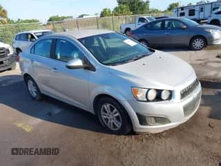 2012 Chevrolet Sonic LT с VIN 1G1JC5SH7C4154884, выставлен на аукционе IAAI как лот 42901909 с пробегом 184 790 миль миль и . История ставок и продаж доступна на DreamBid. Изображение 1.